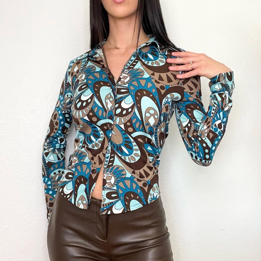THE LIMITED Retro Print Button Down Shirt